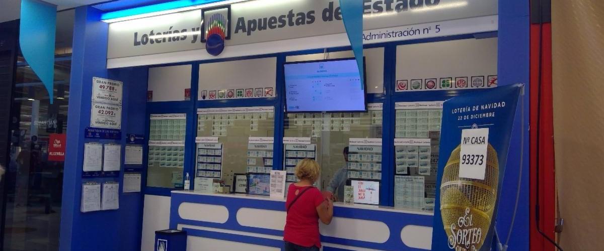 Tres premios de 73.791 euros de La Primitiva recaen en Asturias, Almería y Madrid