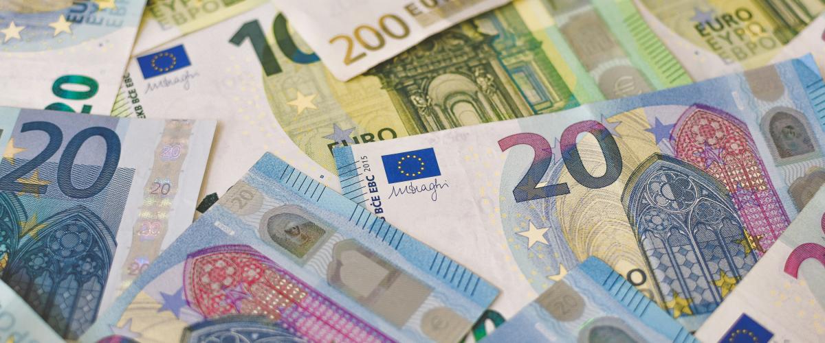 El Jackpot de EuroMillions Asciende a €150 Millones