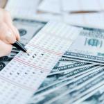 Mujer de Maryland que estudia los números de la lotería gana por segunda vez el premio Bonus Match 5 de $50,000 en tres meses