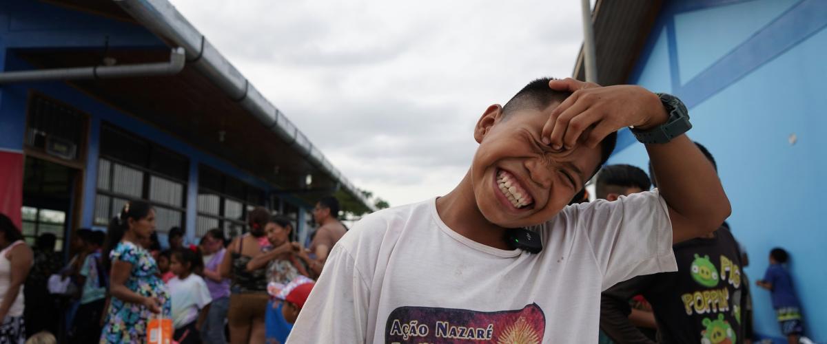 Un mar de palmadas en la tienda" tras descubrir que un hombre de Idaho ganó el premio Raffle de $1 millón